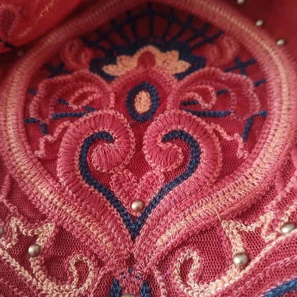 Coco + Jaimeson Embroidered Red Sheer Sleeveless Tank Top Electric Traveler - Picture 7 of 14